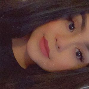 Meet your Posher, Arely